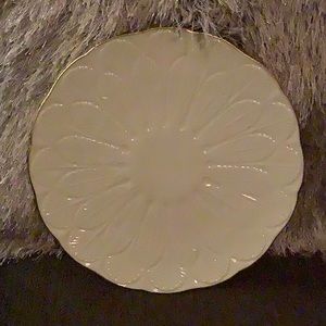 LENOX Gorgeous detailed Plate 11.5”